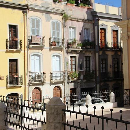 Sant Efisio Host Hotel กาญารี ภายนอก รูปภาพ