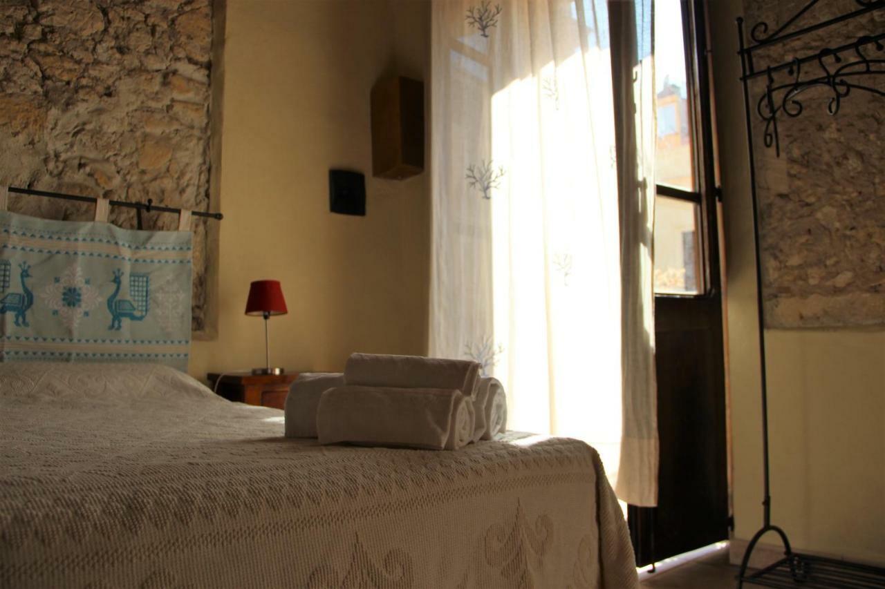 Sant Efisio Host Hotel กาญารี ภายนอก รูปภาพ
