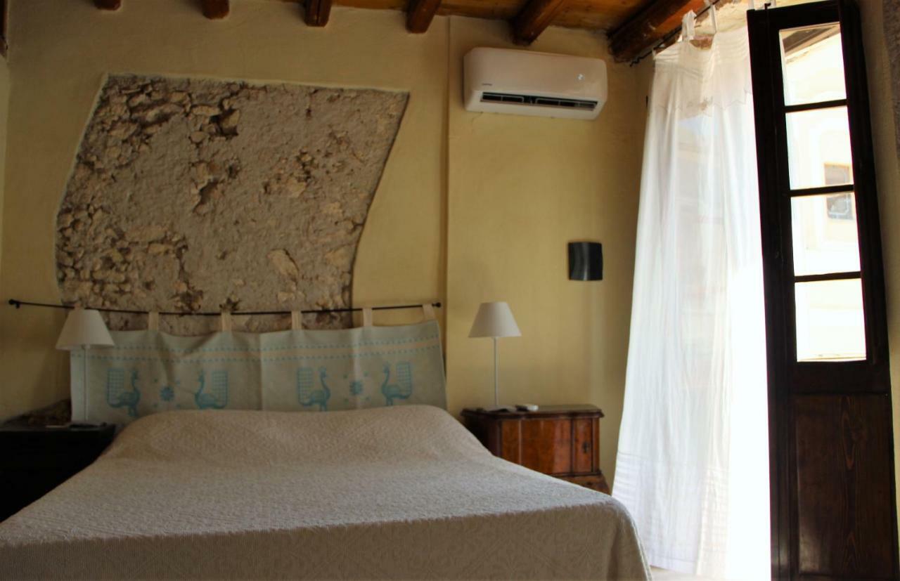 Sant Efisio Host Hotel กาญารี ภายนอก รูปภาพ